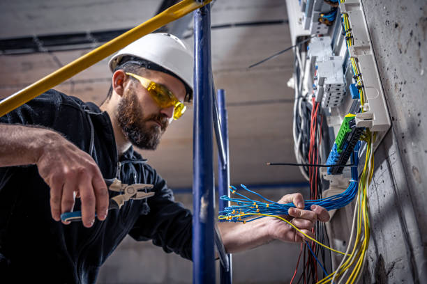 Best Licensed Electrician  in Woodall, OK